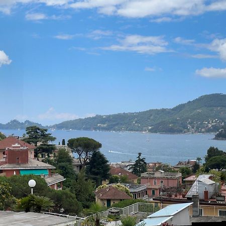 Val Di Sole 19-Iii Piano- Vista Mare- Vista Collina-Wifi 100Mg-Aria Condizionata In Tutte Le Stanze -L'Appartamento E' Stato Completamente Rinnovato Nel 2023 Rapallo Exterior foto
