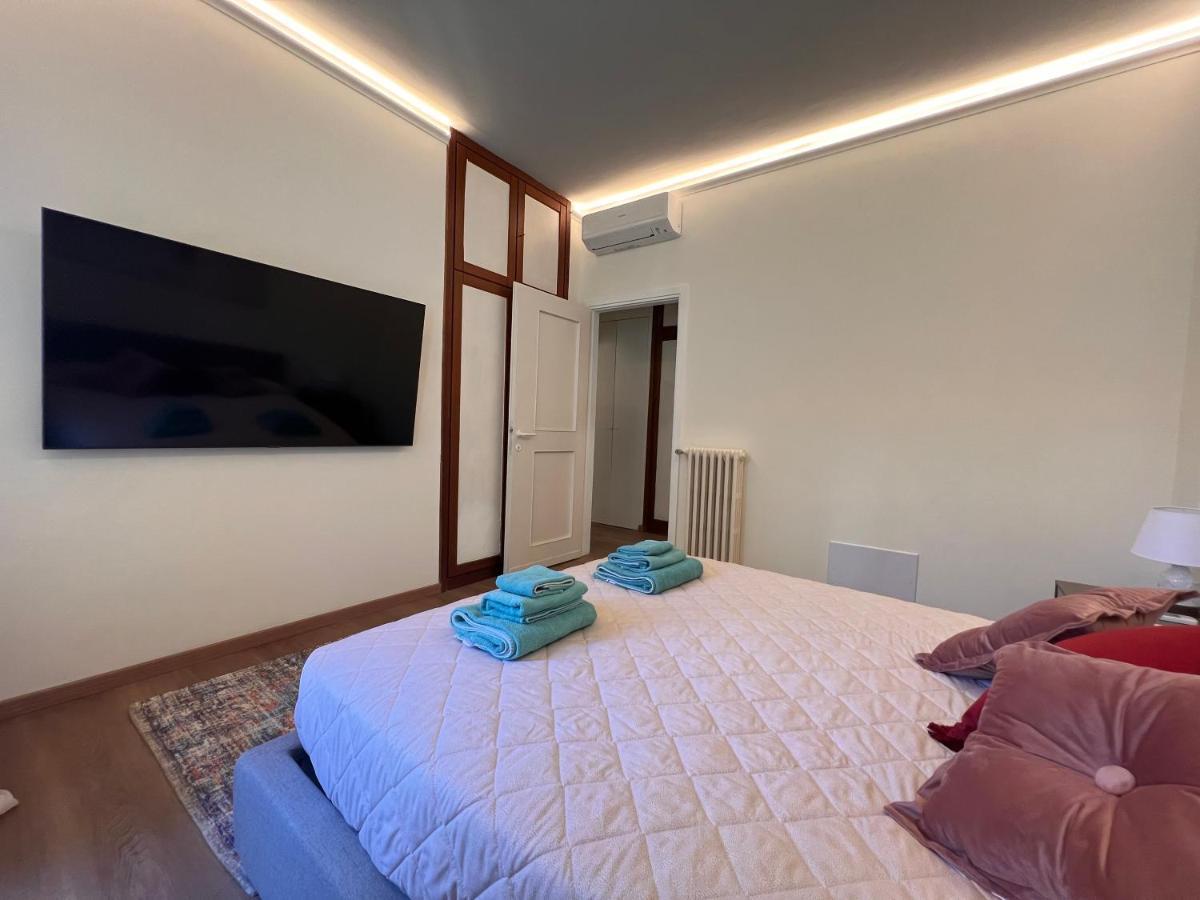 Val Di Sole 19-Iii Piano- Vista Mare- Vista Collina-Wifi 100Mg-Aria Condizionata In Tutte Le Stanze -L'Appartamento E' Stato Completamente Rinnovato Nel 2023 Rapallo Exterior foto