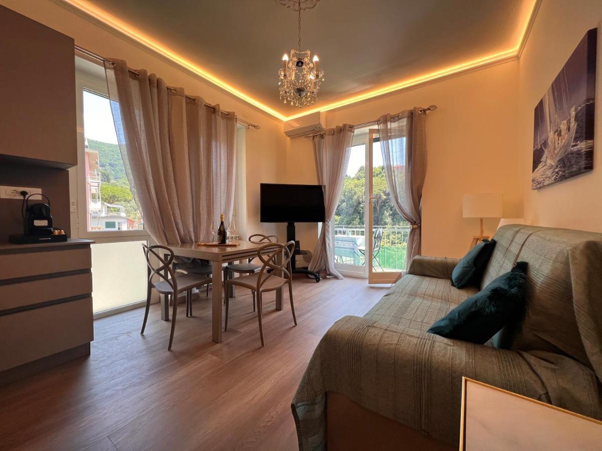 Val Di Sole 19-Iii Piano- Vista Mare- Vista Collina-Wifi 100Mg-Aria Condizionata In Tutte Le Stanze -L'Appartamento E' Stato Completamente Rinnovato Nel 2023 Rapallo Exterior foto
